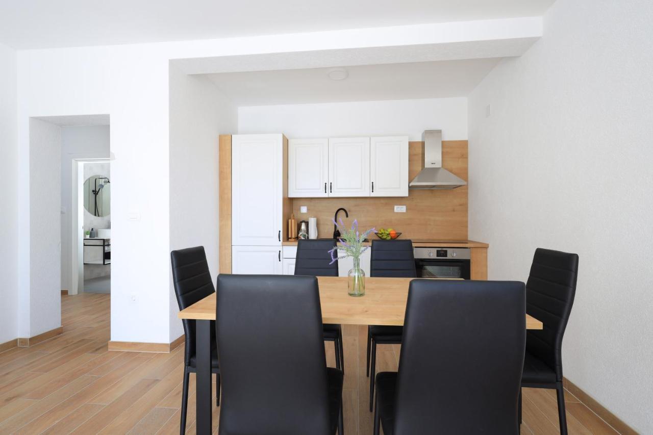 Bonaca With Terrace And Private Parking *