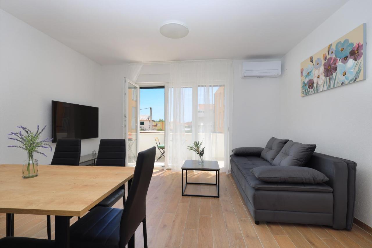 Bonaca With Terrace And Private Parking